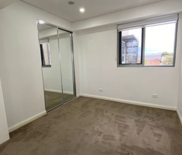 2 BED 2 BATHROOM PLUS OVER SIZED STUDY - Photo 6