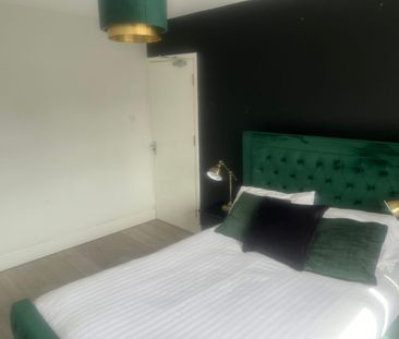 Room in a Shared House, Unett St, B19 - Photo 6