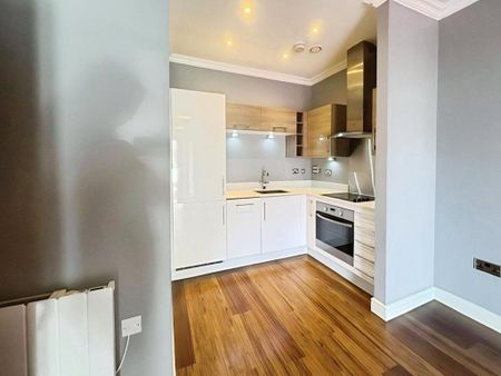 1 bedroom flat to rent - Photo 3