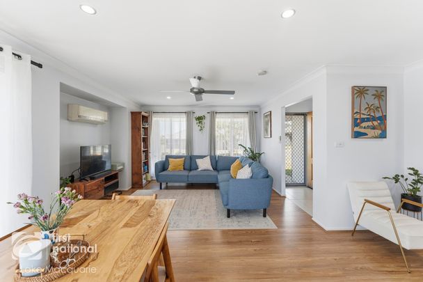 51 Floresta Crescent, Cameron Park NSW 2285 - House For Rent | Domain - Photo 1