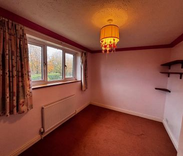 4 bedroom detached house to rent - Photo 4