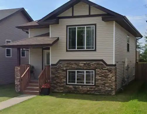 Full House in the lovely suburb of Inglewood | 80 Ireland Crescent, Red Deer - Photo 1