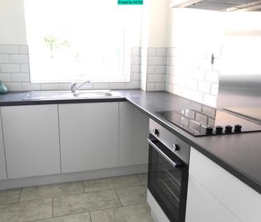 2 bedroom ground floor flat to rent - Photo 1