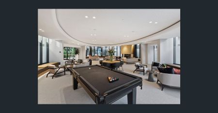 Melbourne’s Ultimate Sky-High Penthouse – Furnished & Flexible Lease - Photo 4