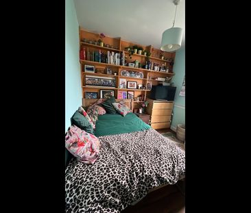 Room in a Shared House, Parkholme Road, E8 - Photo 1