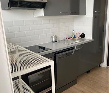 1 pièce - Meublé - 12 m² - 5ème étage - Colocation non autorisée - Photo 3