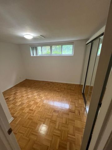 For Lease - 15 Blithfield Avenue Unit# Lower Fl, Toronto, Ontario - Photo 2