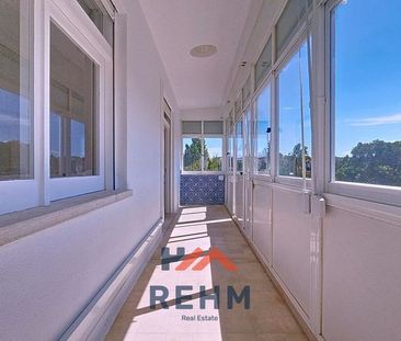 2 bedroom luxury Apartment for rent in Oeiras, Lisbon - Photo 1