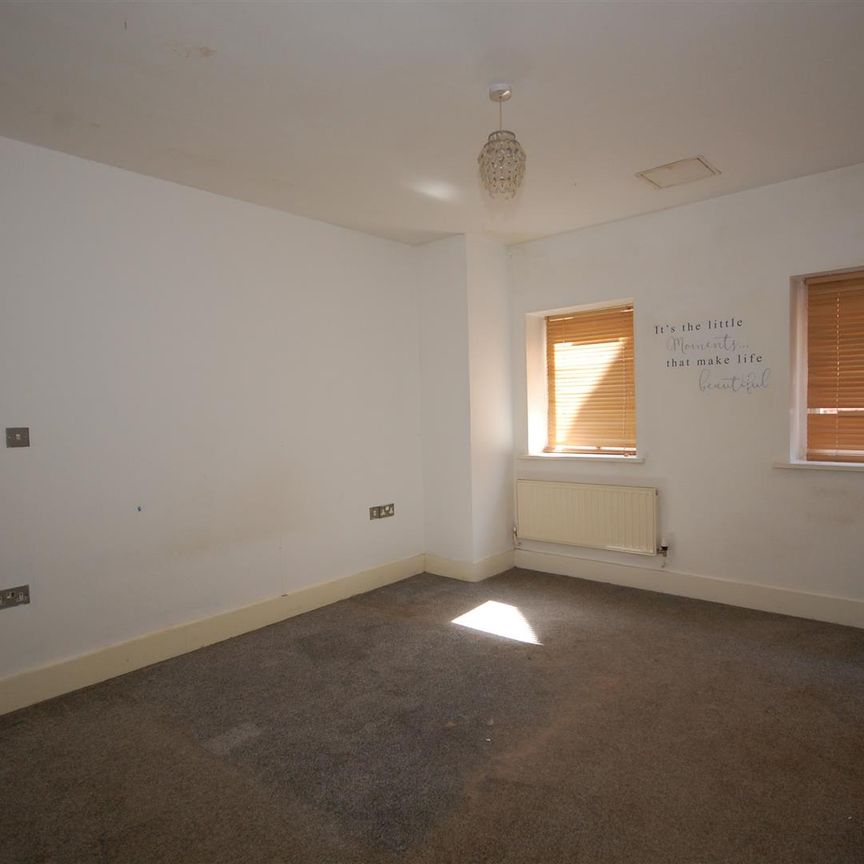 Pier House, New Brighton, 2 bedroom, Apartment - Photo 1