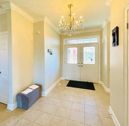 For Lease - 996 Booth Avenue Unit# (Upper), Innisfil, Ontario - Photo 2