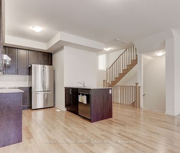 Townhouse For Lease | E8146306 - Photo 5