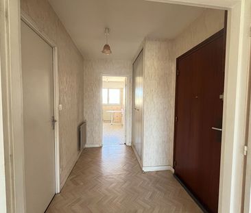 Location Appartement 3 pièces 73m² - Photo 4