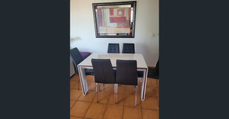 $1160-Large 2 bedrooms and 2 bathrooms with Ocean Views from all rooms. - Photo 2