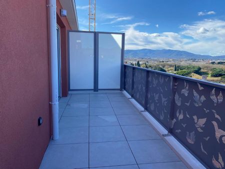 Location Appartement 2 pièces 45m² FREJUS 83600 - Photo 3