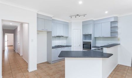 Peaceful Living in a Perfect Location - Photo 5