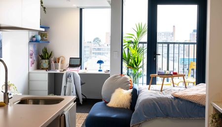 Ultra Studio - Photo 2