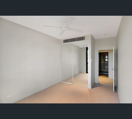 2.01/15-31 Harbour Drive, Coffs Harbour, NSW 2450 - Photo 2