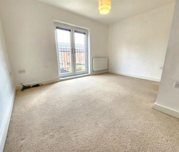 3 Bedroom Semi Detached To Let - Photo 1