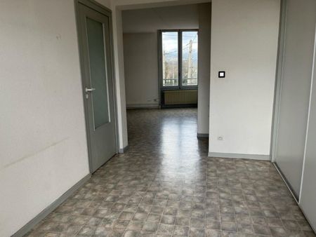 A louer à Roanne - Appartement T4 - Photo 4