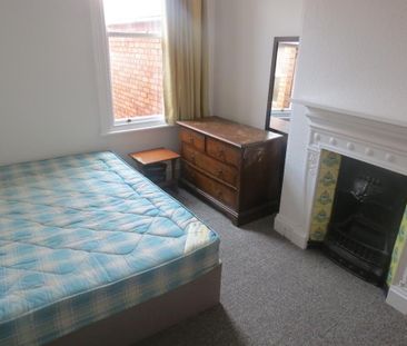 24 Elaine Street, Stranmillis, Belfast, BT9 5AR - Photo 5