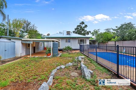 SOUTH TAMWORTH - Be Quick! - Photo 2