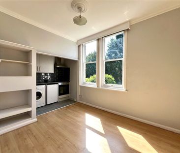 Epsom Road, Guildford, Surrey, GU1 3LD - Photo 3
