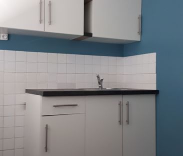 Location Appartement 2 pièces 50m² LE MANS 72000 - Photo 2