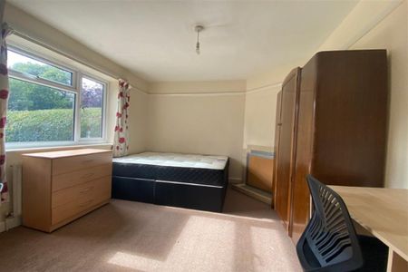 4 bedroom terraced house to rent - Photo 2