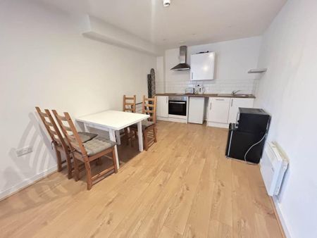 1 bedroom flat to rent - Photo 5