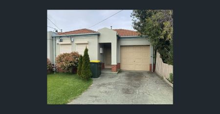 Charming 3-Bedroom Unit!! - Photo 5