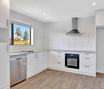 Brand New Two Bedroom Home! - Photo 3