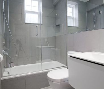 4715 Queen Mary Road - Photo 5