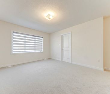 For Lease - 2077 Horace Duncan Crescent, Oshawa, Ontario - Photo 2