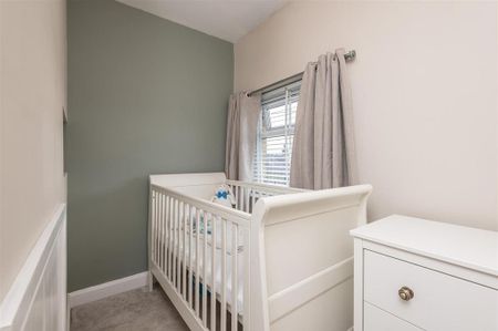 4 bedroom property to rent - Photo 4