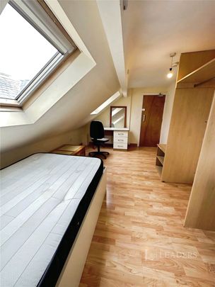 8 bedroom house to rent Talbot Road, Fallowfield, Manchester, M14 - Photo 1