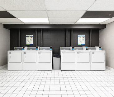 2500 Cavendish Blvd., Montréal, QC - Photo 1