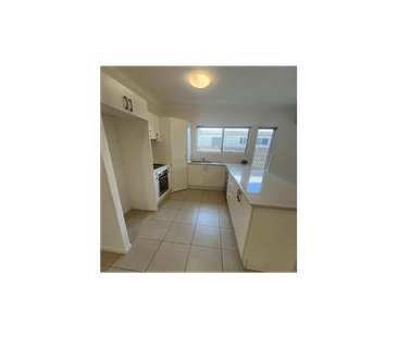 Neat and Tidy Family Home - Photo 2