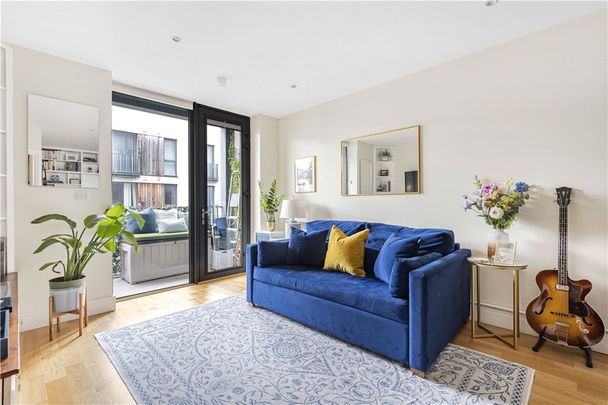 City Walk, London, SE1 3DB - Photo 1