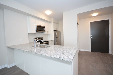 For Lease - 150 Oak Park Boulevard Unit# 316, Oakville, Ontario - Photo 3