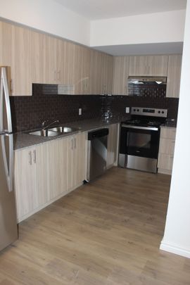 For Lease - 275 Larch Street Unit# B-312, Waterloo, Ontario - Photo 1