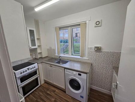 1 bedroom flat to rent - Photo 2