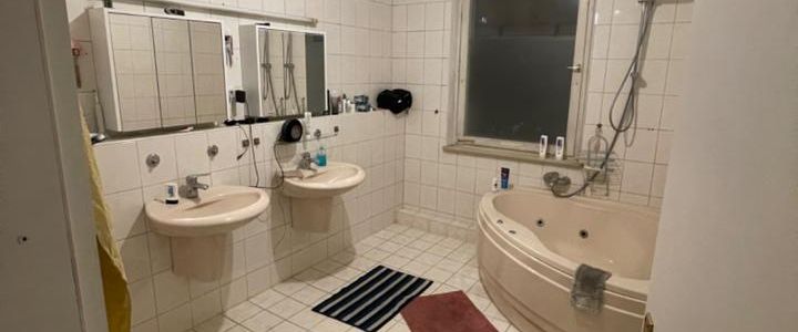 5-Zimmer Wohnung 145 qm im 2. OG in Nürnberg St. Leonhard - Foto 1