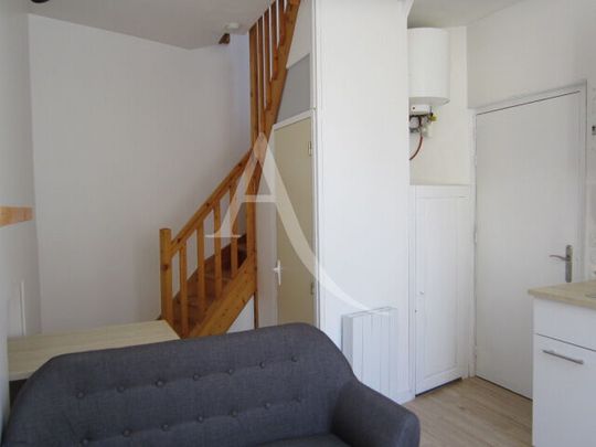 Location Appartement 2 pièces 27m² FONTENAY LE COMTE 85200 - Photo 1