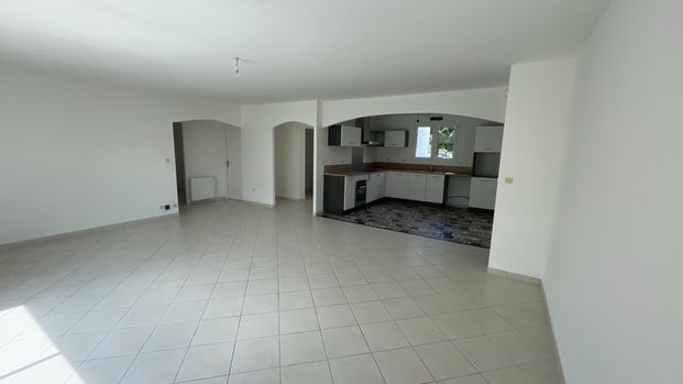 Location maison 5 pièces, 111.00m², Saint-Agnant - Photo 1