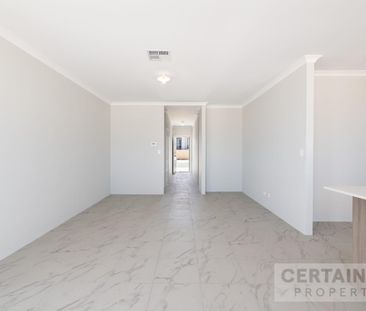 Modern Family Home in Two Rocks with great Comfort & Style! - Photo 1