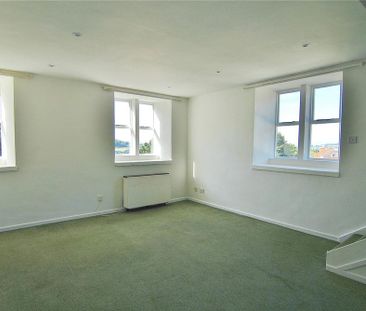 2 bedroom maisonette to rent - Photo 1