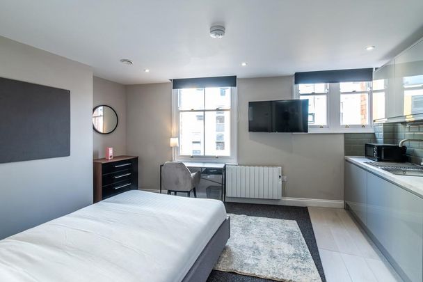 Studio to rent - Photo 1