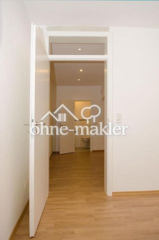 Schöne renovierte 2-Zi-Altbauwohnung und EBK in Bogen Zentrum - Photo 3