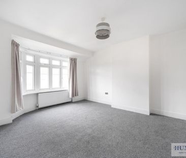 First Avenue, Bexleyheath, Kent, DA7 5SS - Photo 2