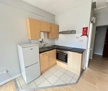 Studio to rent - Photo 4